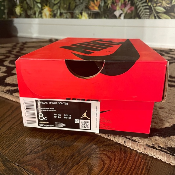 The Jordan 1 High TD “Satin Snake” - Picture 2 of 5